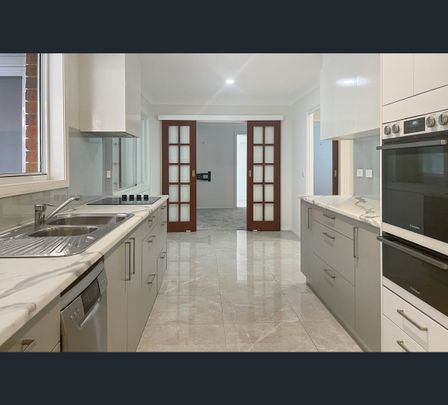 6 Heron Place, St Huberts Island, NSW 2257 - Photo 1