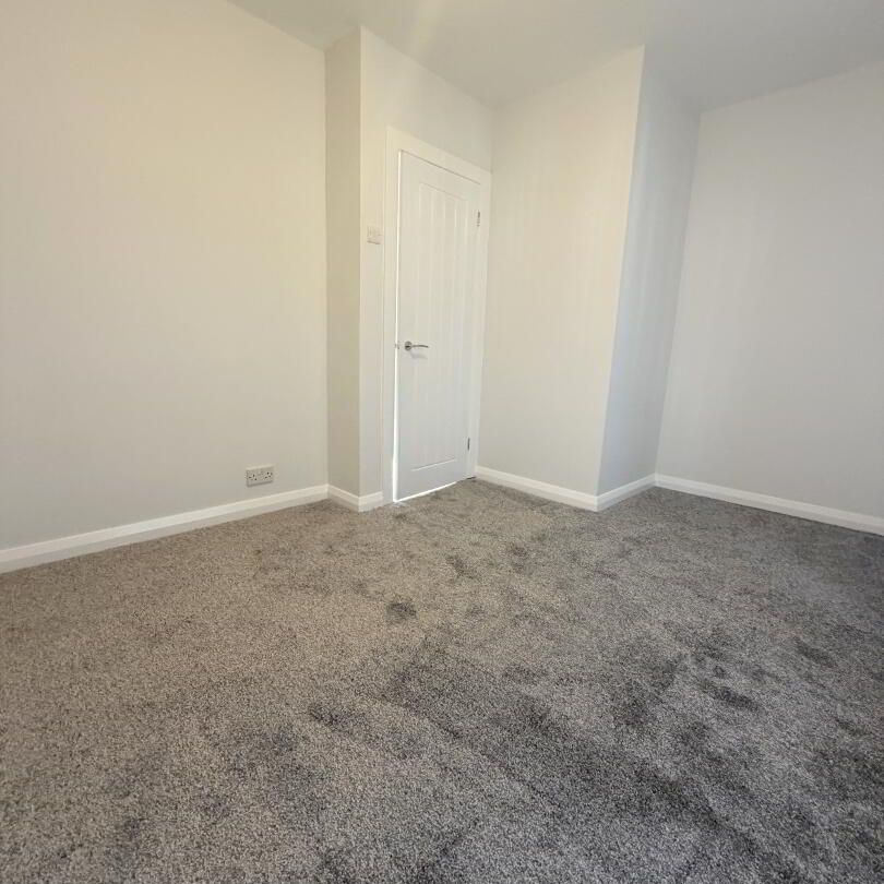 118 Ebor Street, BT126NQ, Belfast - Photo 1
