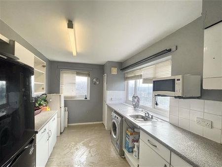 Villiers Close, London - Photo 2