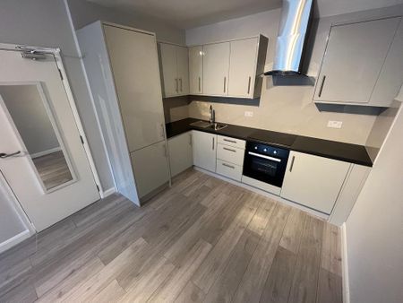 1 bedroom flat to rent - Photo 4