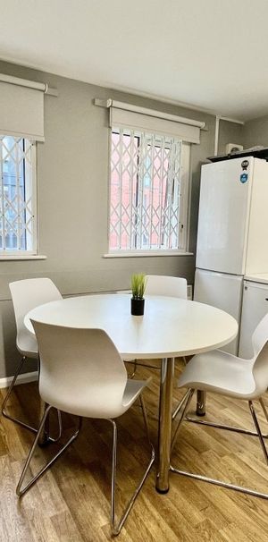 St. Marks Street, LEEDS - Photo 1