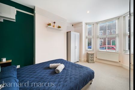 Quicks Road, London - Photo 3