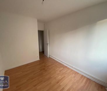 Location Appartement 3 pièces 57m² NIORT 79000 - Photo 2