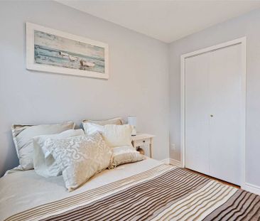 For Lease - 47 South Edgely Avenue Unit# Upper Unit, Toronto, Ontario - Photo 2