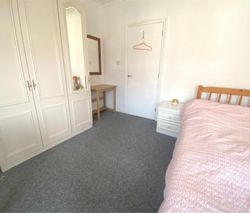 4 bedroom private hall to rent - Photo 6