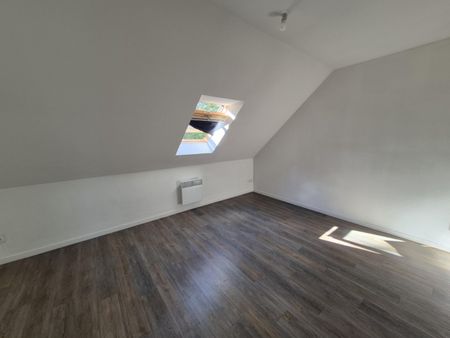 Location Appartement 3 pièces 67m² CONDE SUR L ESCAUT 59163 - Photo 2