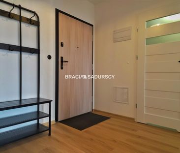 Nowoczesne mieszkanie z tarasem i garażem - Photo 2