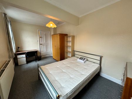 Monkgate, The Groves - P10980 - Photo 5