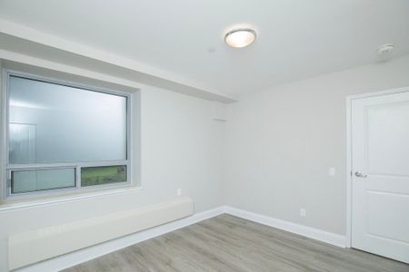 Benson Apartments - Photo 2