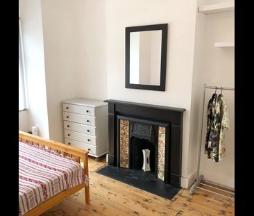 2 Bed Flat, South Esk Road, E7 - Photo 6