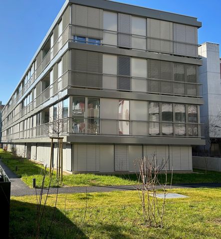 "Gemütliche 2.5-Zimmer-Wohnung mit Balkon in Basel" - Foto 4