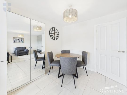 2 bedroom ground floor flat to rent - Photo 1