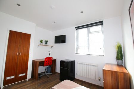 11 bedroom house to rent - Photo 4