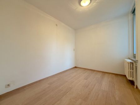 Ruim 3-slpk appartement te Sint-Michiels - Photo 2