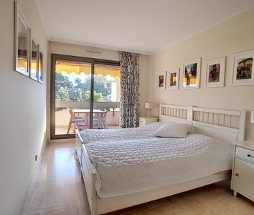 Location Appartement 2 pièces 49m² JUAN LES PINS 06160 - Photo 3