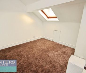 3 bedroom House To Let - Photo 2