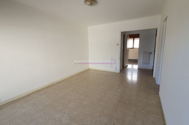 2 pièces Quartier de la plage à Carnoles - Photo 1