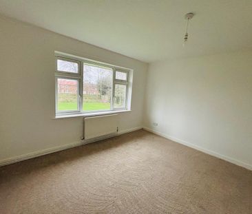 4 bedroom detached house to rent - Photo 6