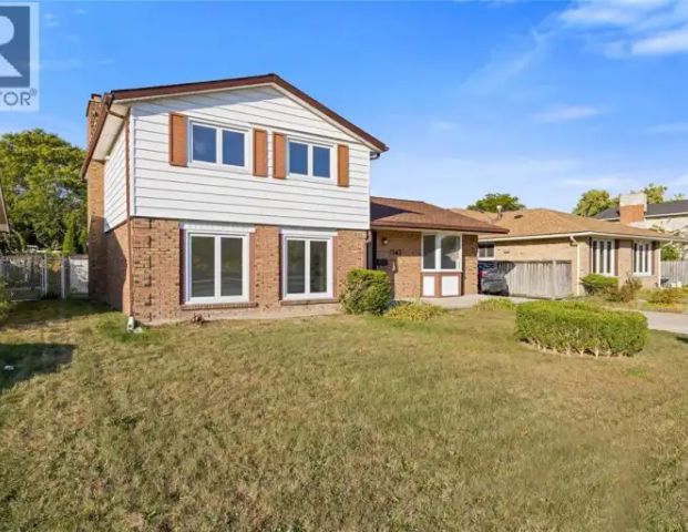 1345 Wiltshire DRIVE | 1345 Wiltshire DRIVE, Sarnia - Photo 1