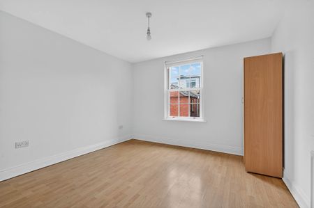 Apt 9 23 Rugby Parade, BELFAST, BT7 1PY - Photo 4