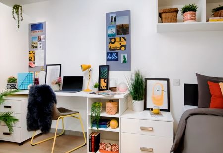 Large Studio - Photo 2