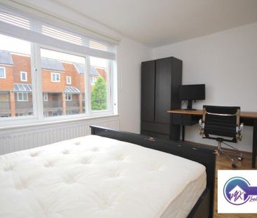 1 Bedroom Room in Flat Share To Rent - Photo 5