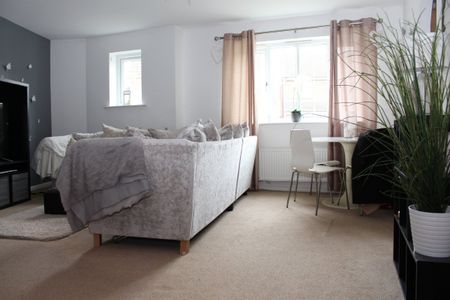 Kyle Close, Renishaw, Sheffield, S21 - Photo 4