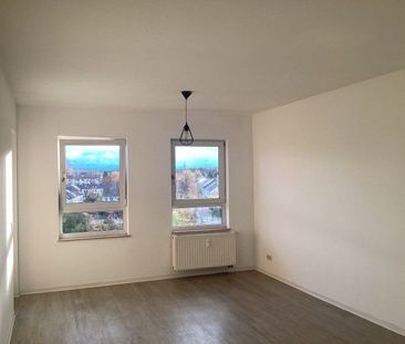 Weihnachten im neuen Zuhause! Renovierte 2-Zimmer-Wohnung mit Balkon - Foto 1