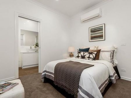 2/5 Bicton Street, Mount Waverley VIC 3149 - Townhouse For Rent | Domain - Photo 3