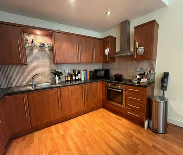 Flat to rent on - Photo 6