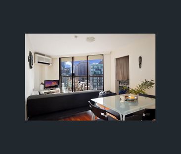 Gorgeous one bedroom apartment with views - Photo 1