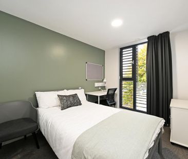 4 bedroom apartment to rent - Photo 1