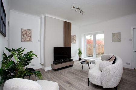 Attwood Terrace - Photo 4