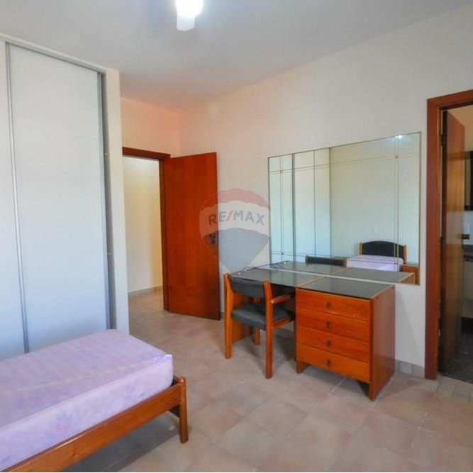 Casa de Condomínio com 6 Quartos e 8 banheiros para Alugar, 578 m² por R$ 15.000/Mês - Foto 1