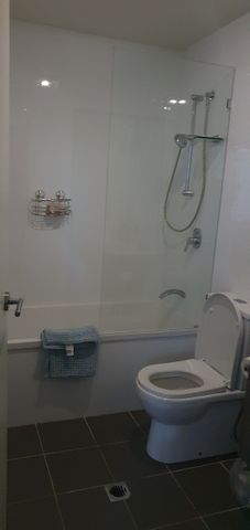 Holland Park West - Photo 4