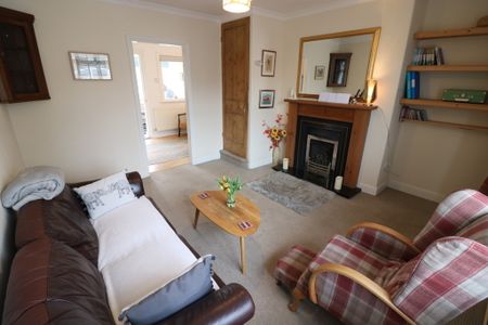 53 High Street - Photo 2