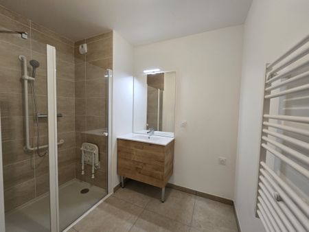 Location Appartement 3 pièces 66m² TALENCE 33400 - Photo 5