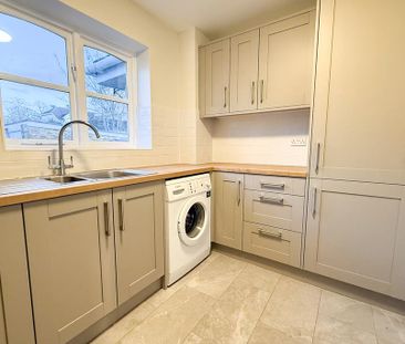 3 bedroom semi-detached house to rent - Photo 6