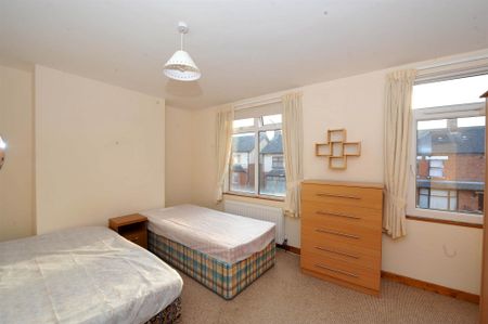 77 Lower Windsor Avenue, Belfast, BT9 7DX - Photo 4