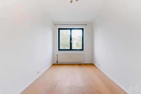 Appartement met drie slaapkamers in Woluwe-saint-pierre - Photo 2