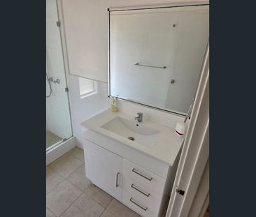 Neat and Tidy easy care home - Photo 2