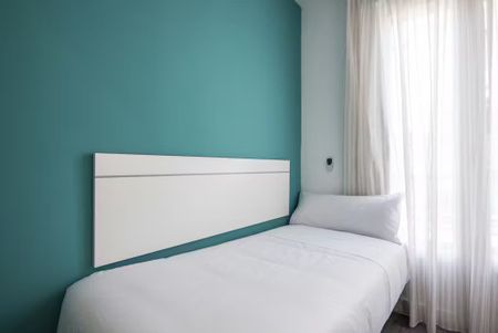 Calle de las Hileras, Madrid, Community of Madrid 28013 - Photo 3