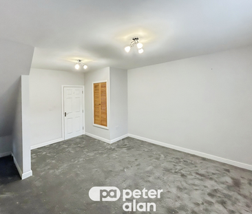 Industrial Terrace, Troedyrhiw, MERTHYR TYDFIL - Photo 2