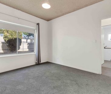 1 / 7 Wicklow Street, Northfield SA 5085 - Photo 1