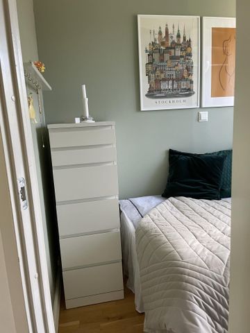 Cedergrensvägen, Hägersten - Photo 2