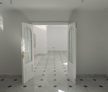 3 room luxury Apartment for rent in Seville, Spain - Photo 5