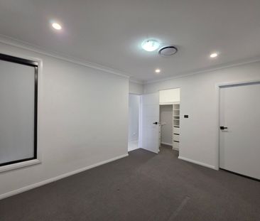 For Lease – Spacious 4 Bedroom + Study Family Home - Photo 5