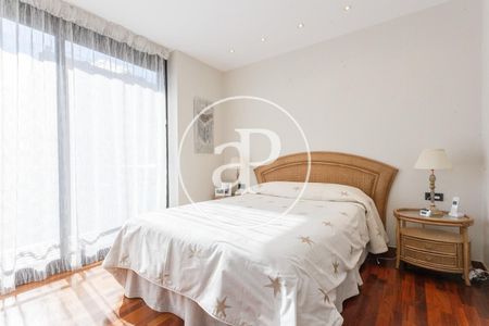 Flat for rent on Carrer Calàbria (Eixample Esquerra) - Photo 4