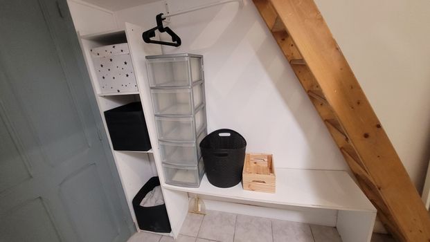 AVIGNON 310 Studio meublé proche faculté d'Avignon, - Photo 1