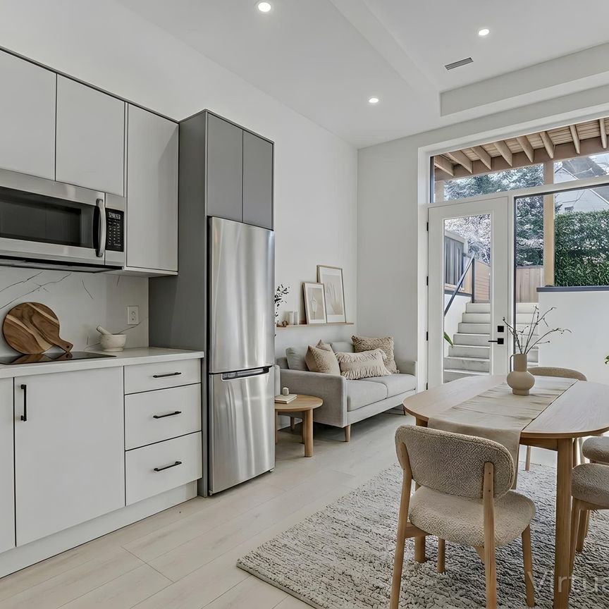 For Lease - 5 Holborne Avenue Unit# Lower, Toronto, Ontario - Photo 1